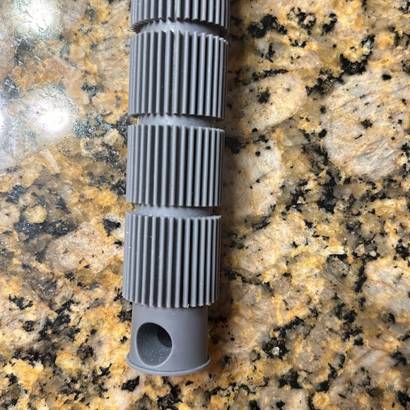 T3 Volume 2.5” tourmaline ionic round brush - Picture 5 of 5